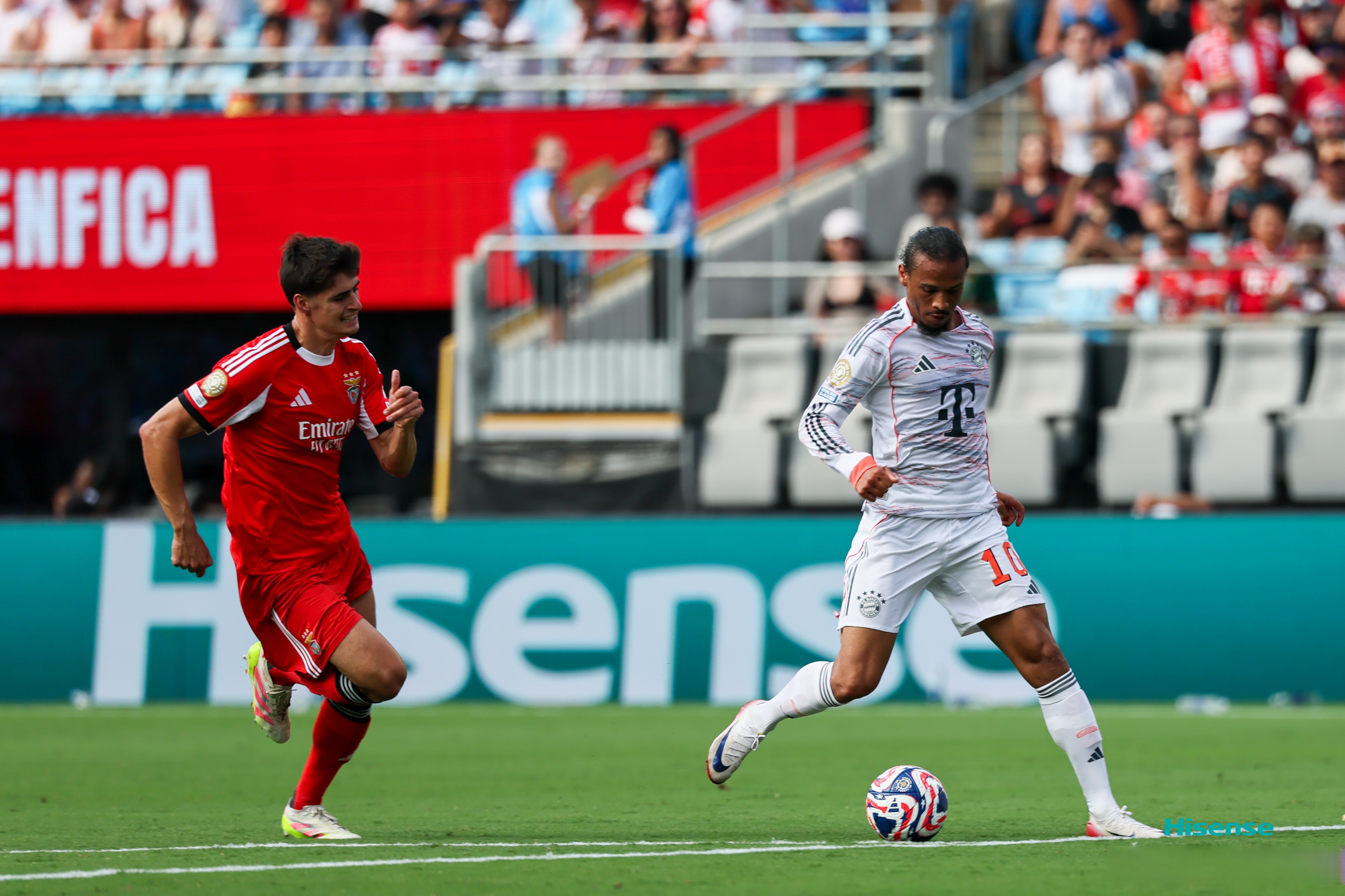 爱游戏下载-包含国际比赛日西甲焦点战，马德里竞技状态回暖，球迷炸锅，纪律约束更严格的词条-爱游戏下载